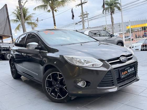 FORD FOCUS 2.0 TITANIUM 16V FLEX 4P POWERSHIFT FORD FOCUS 2.0 TITANIUM 16V FLEX 4P POWERSHIFT